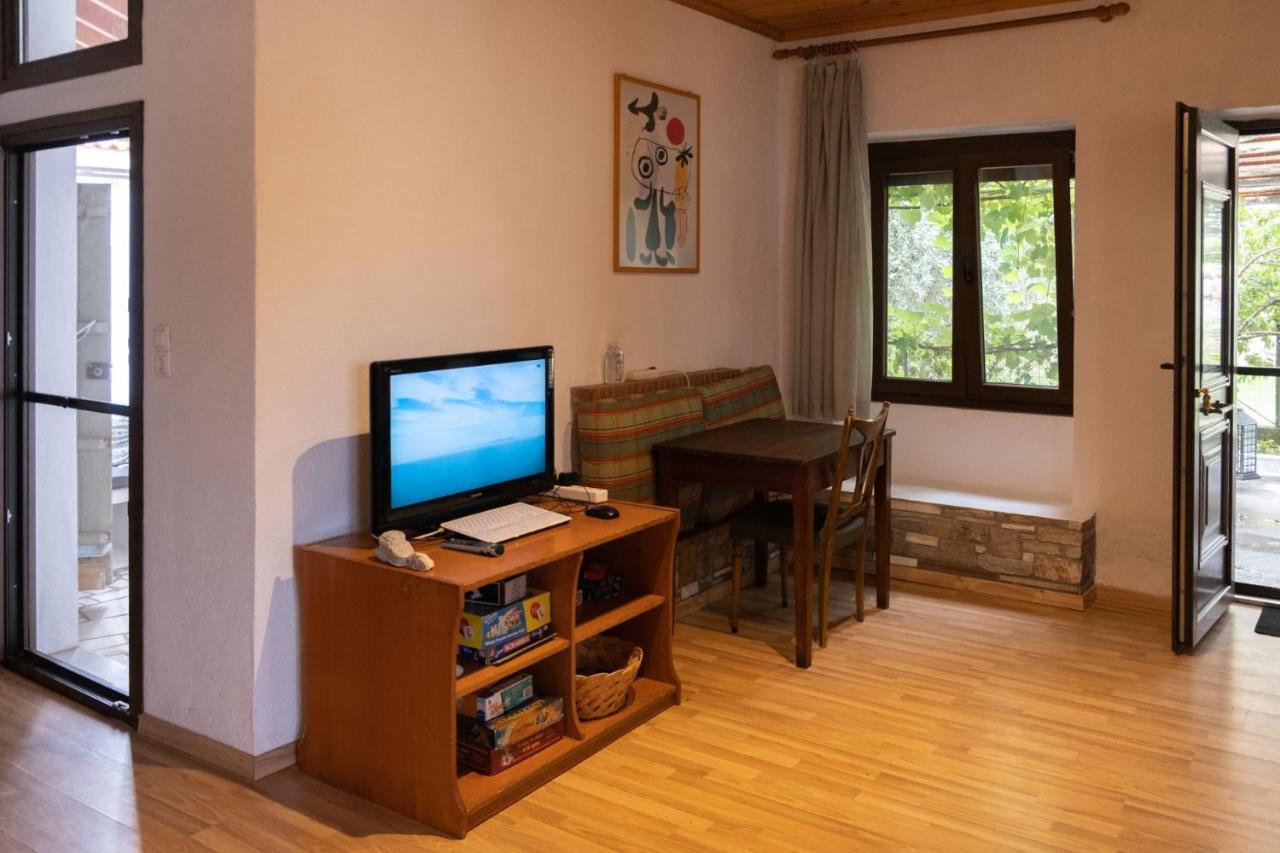 Вилла Our Parent'S House. Family House For Rent Скала-Каллирахис Экстерьер фото