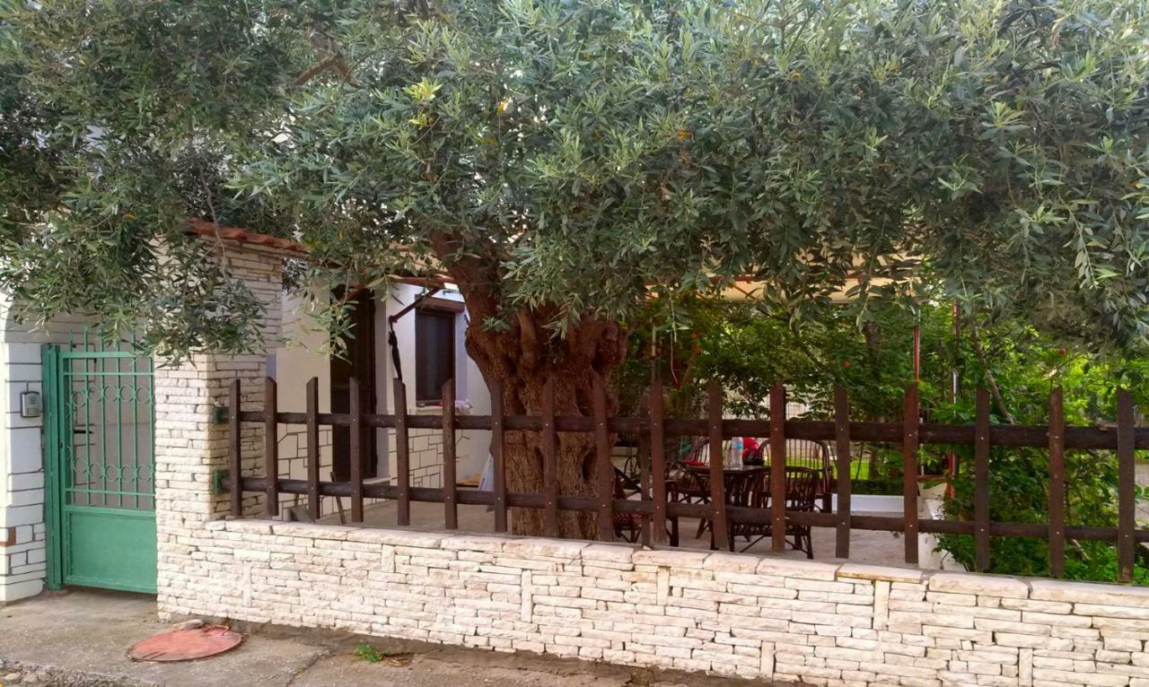 Вилла Our Parent'S House. Family House For Rent Скала-Каллирахис Экстерьер фото