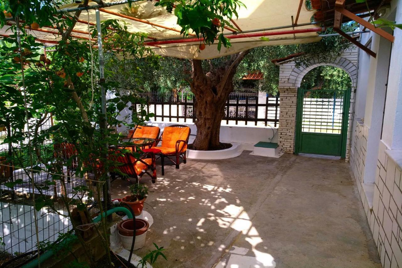 Вилла Our Parent'S House. Family House For Rent Скала-Каллирахис Экстерьер фото